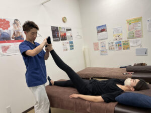 ストレッチをしている写真